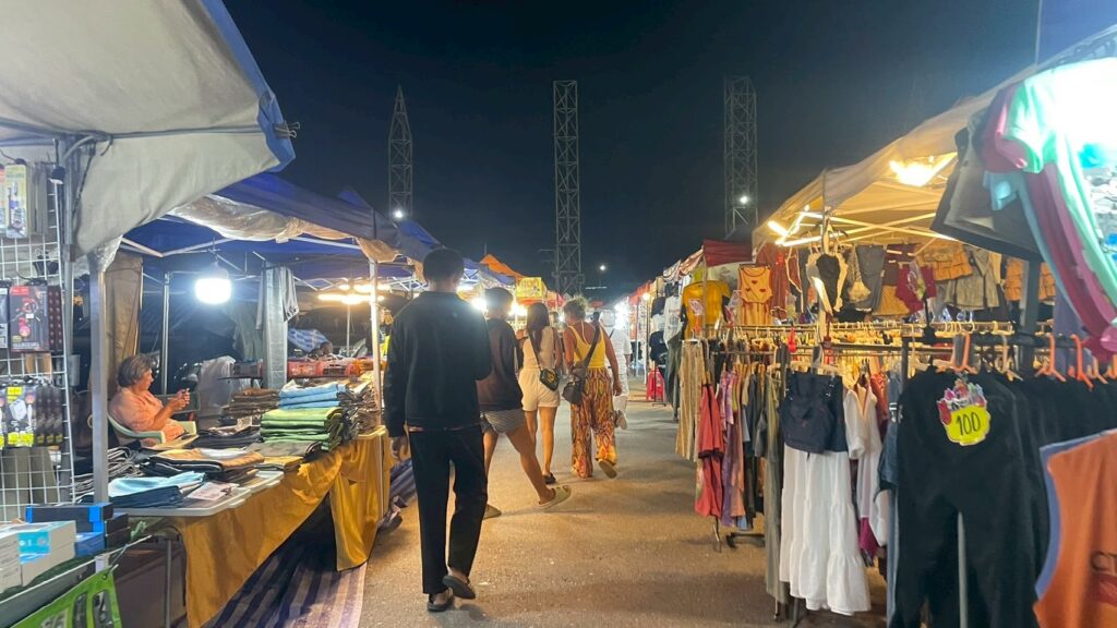 ตลาดแพไม้ (5)