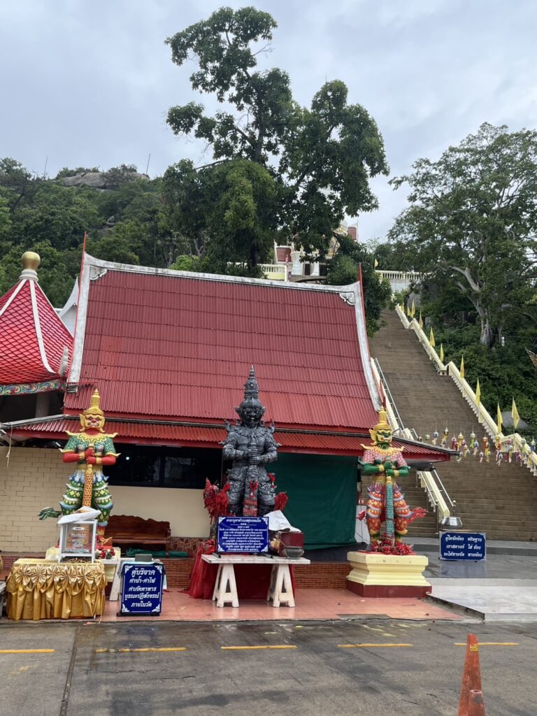 วัดเขาตะเกียบ (1)